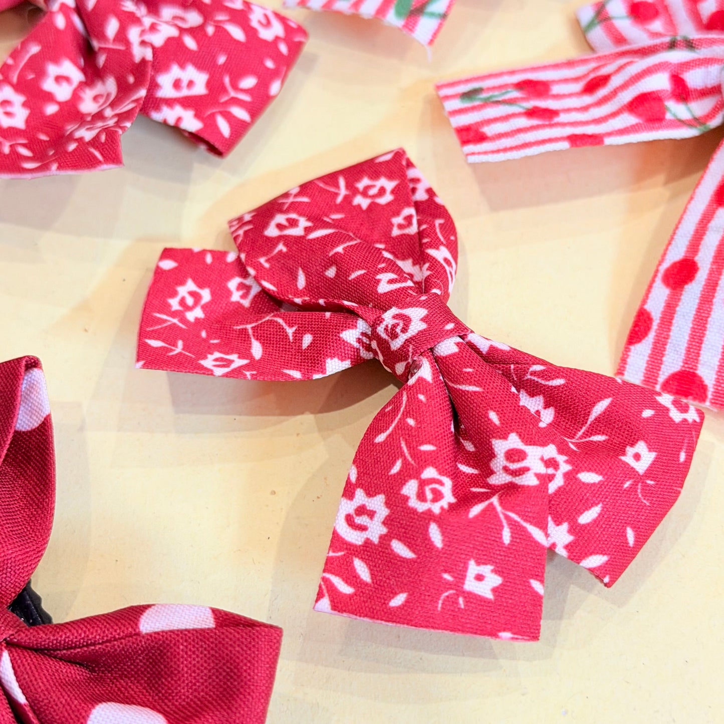 Red & Maroon Theme Hairclips