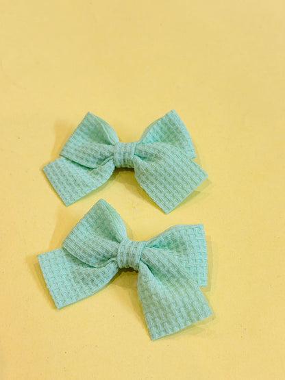 Solid Theme Bow Hairclips