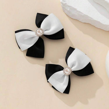 Classic Vintage Black & White Bow Hairclip
