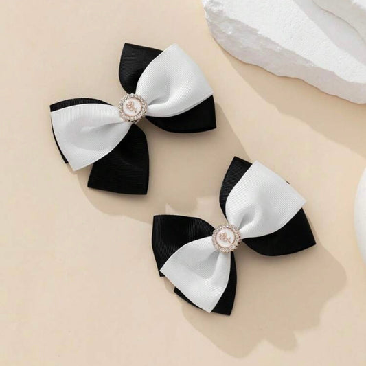 Classic Vintage Black & White Bow Hairclip