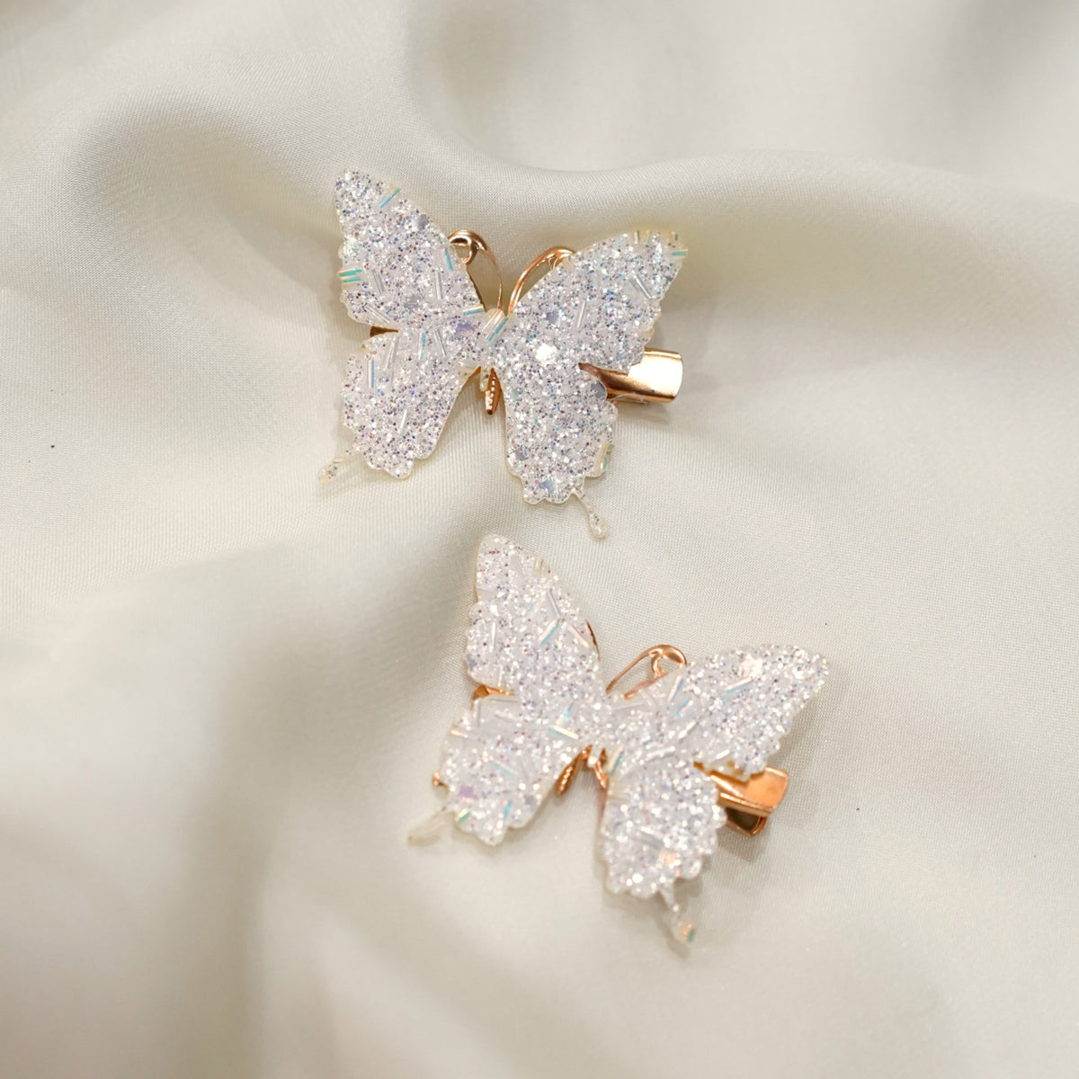 White Pearl Butterfly Metal Hiarclip