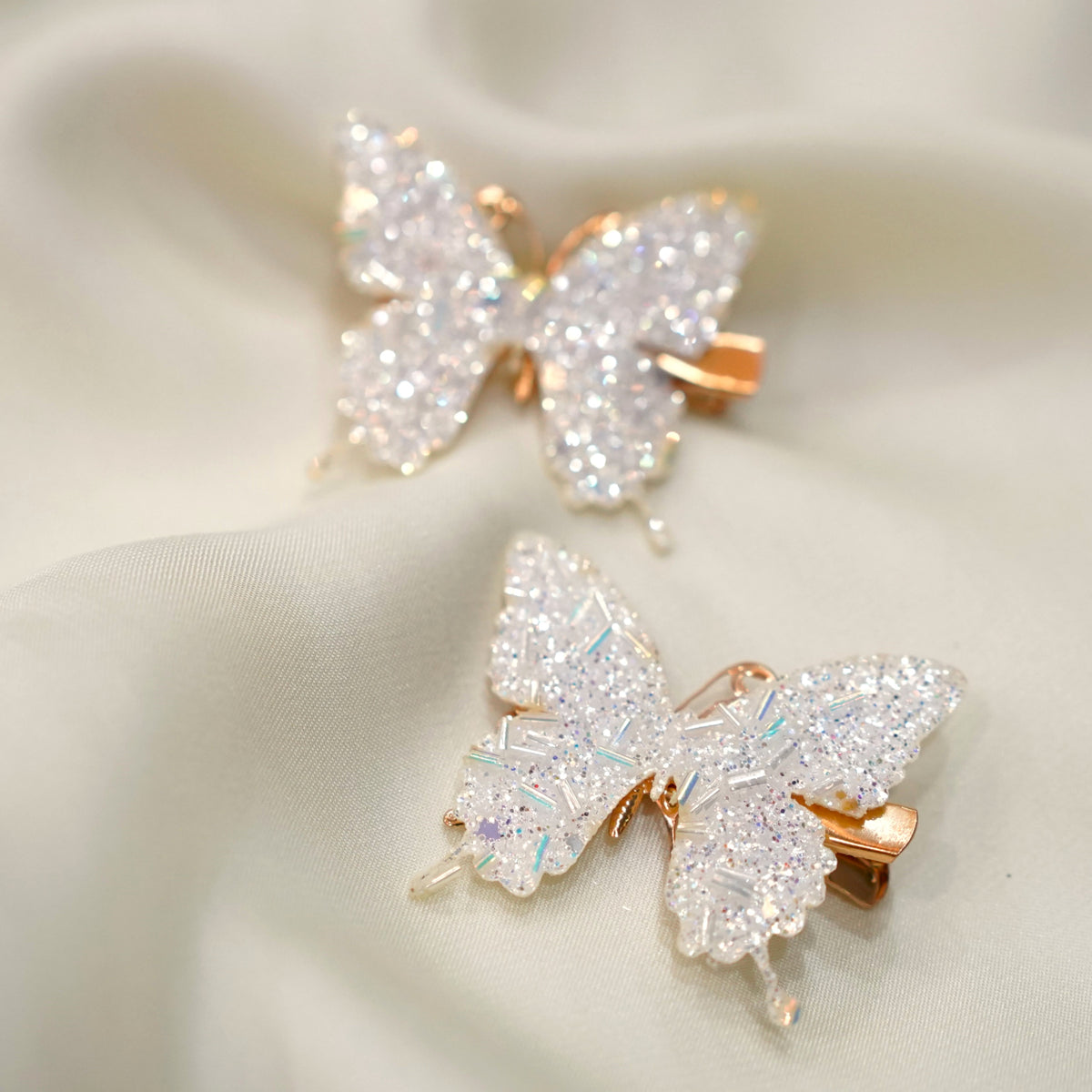 White Pearl Butterfly Metal Hiarclip