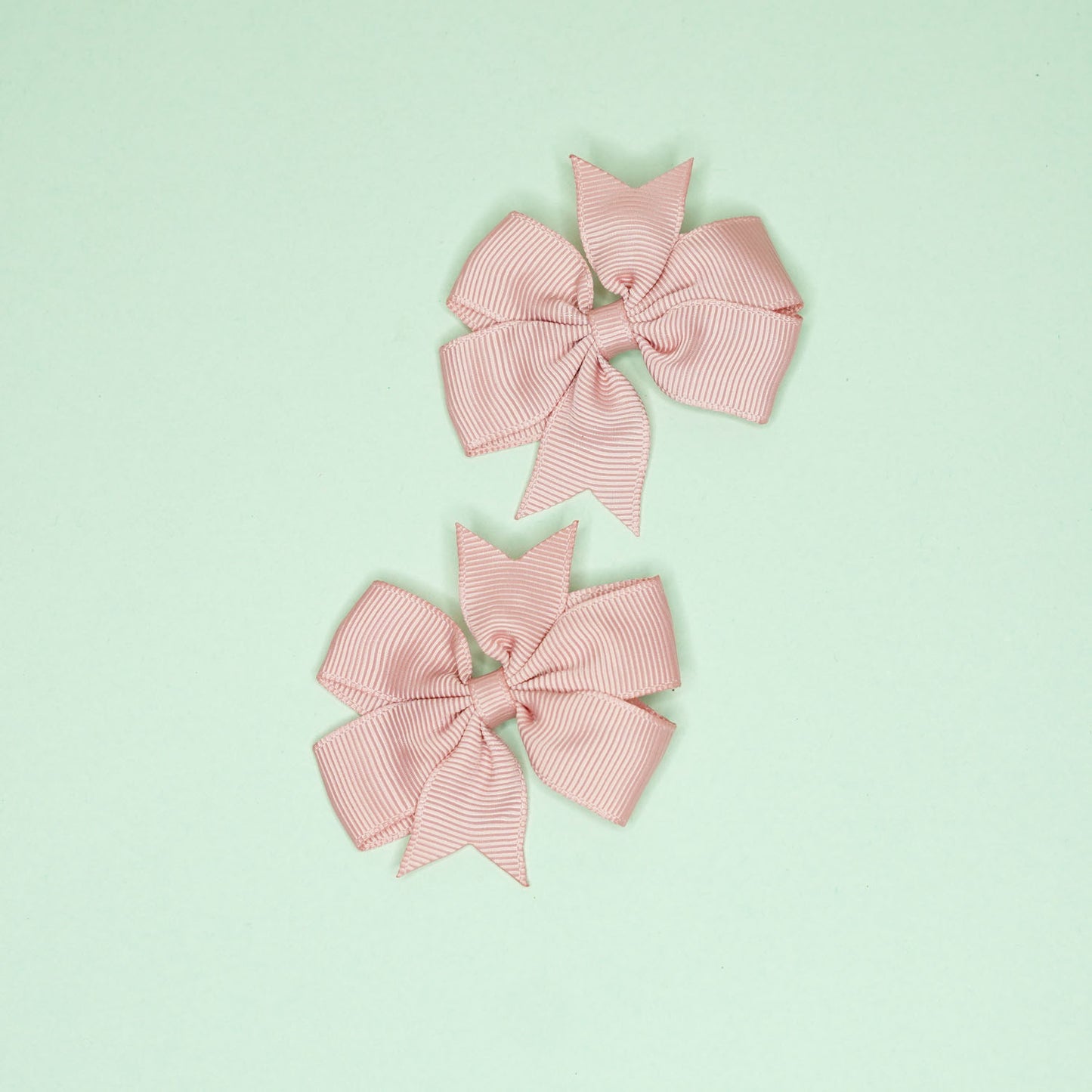 Tea pink bow hairclip