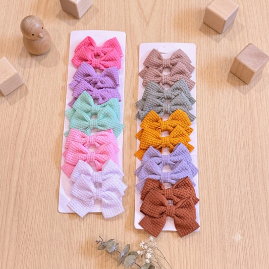 Solid Theme Bow Hairclips