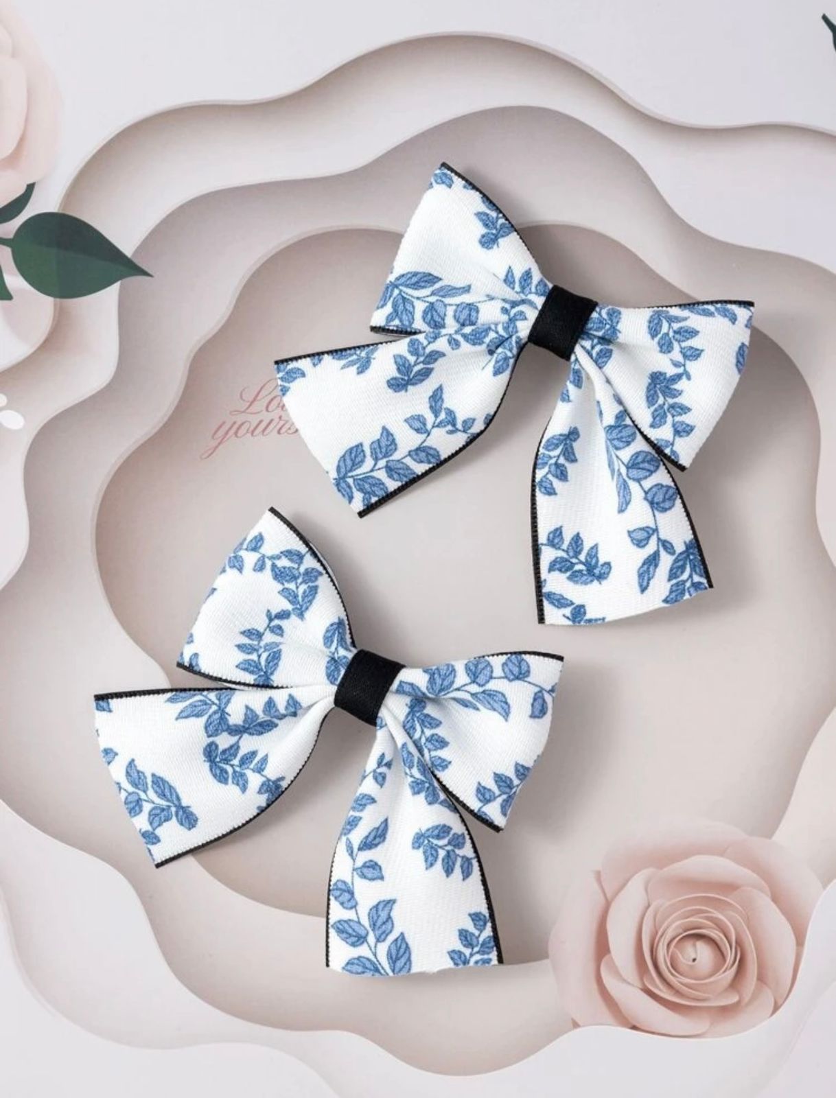 blue floral printed bow decor hairclip